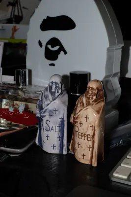 Salt & Pepper